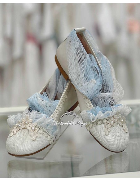Bailarina Beige Sillita Mercedes de Alba Tul Azul